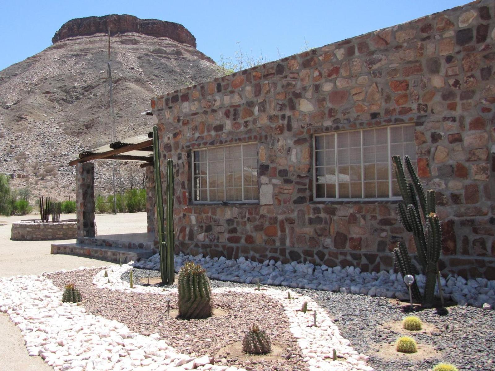 Mount Canyon Guest Farm Keetmanshoop Exteriör bild
